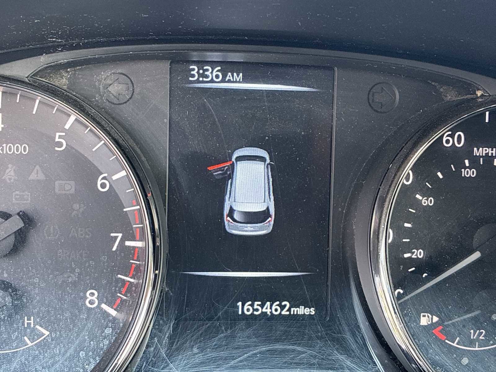 Used 2017 Nissan Rogue SV AWD/4WD image 10