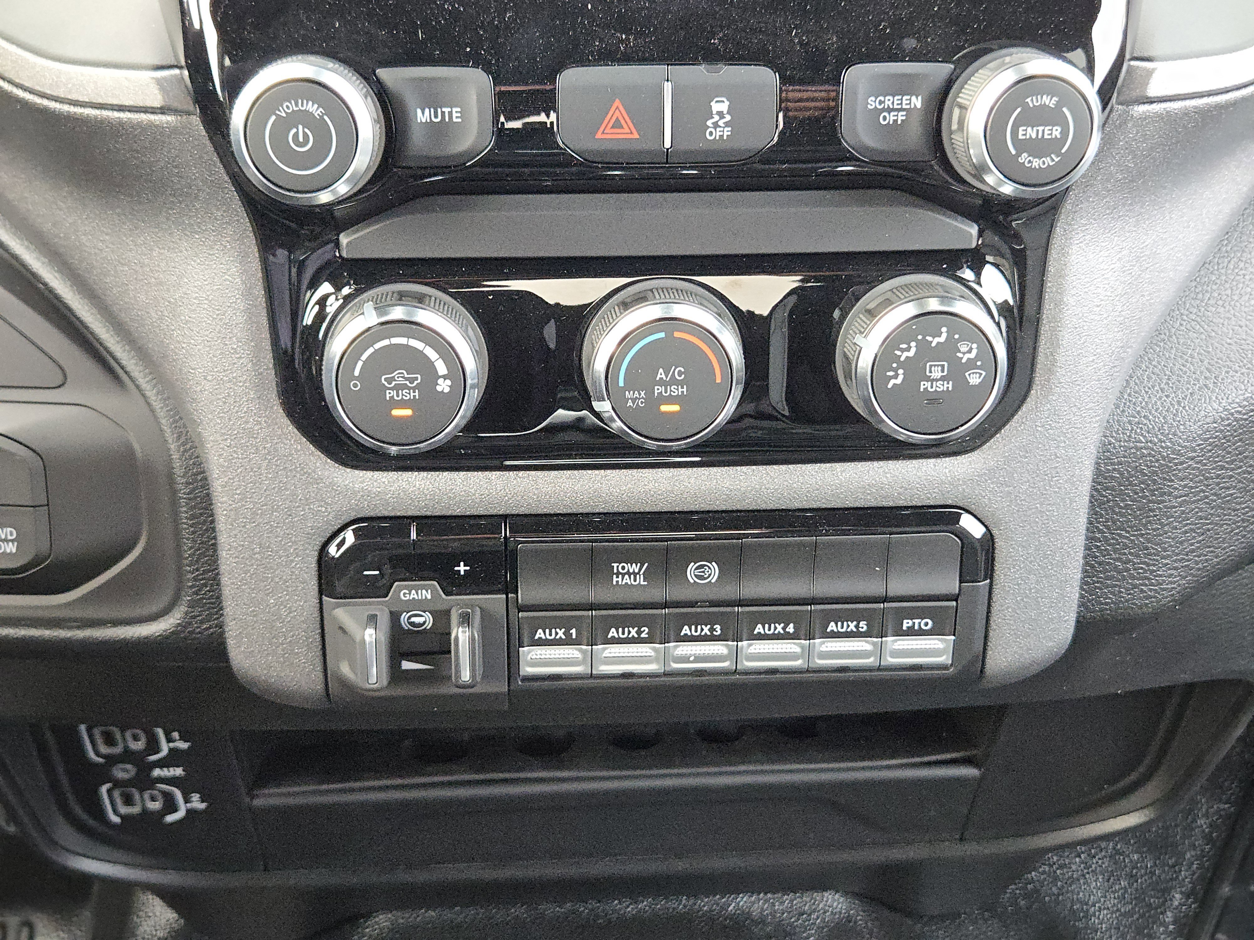 New 2026 RAM 5500 Tradesman image 15