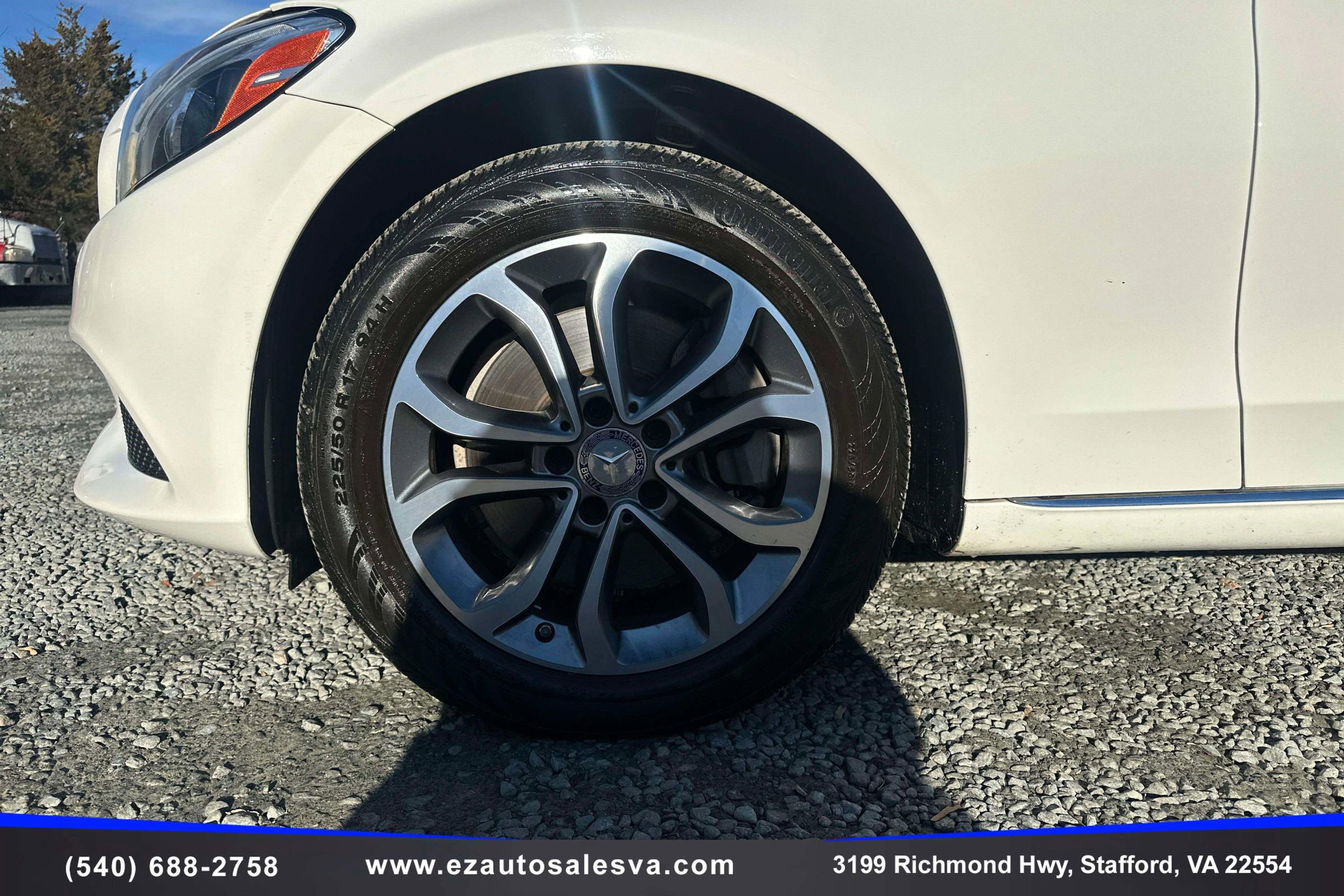 Used 2017 Mercedes-Benz C 300 4MATIC Sedan w/ Premium 2 Package image 10