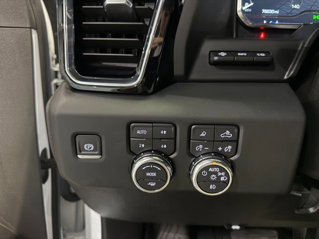 Used 2024 GMC Sierra 2500 Denali w/ Denali Reserve Package image 28