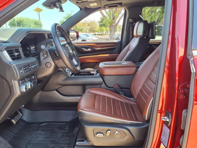 Used 2024 GMC Yukon Denali Ultimate AWD/4WD image 19