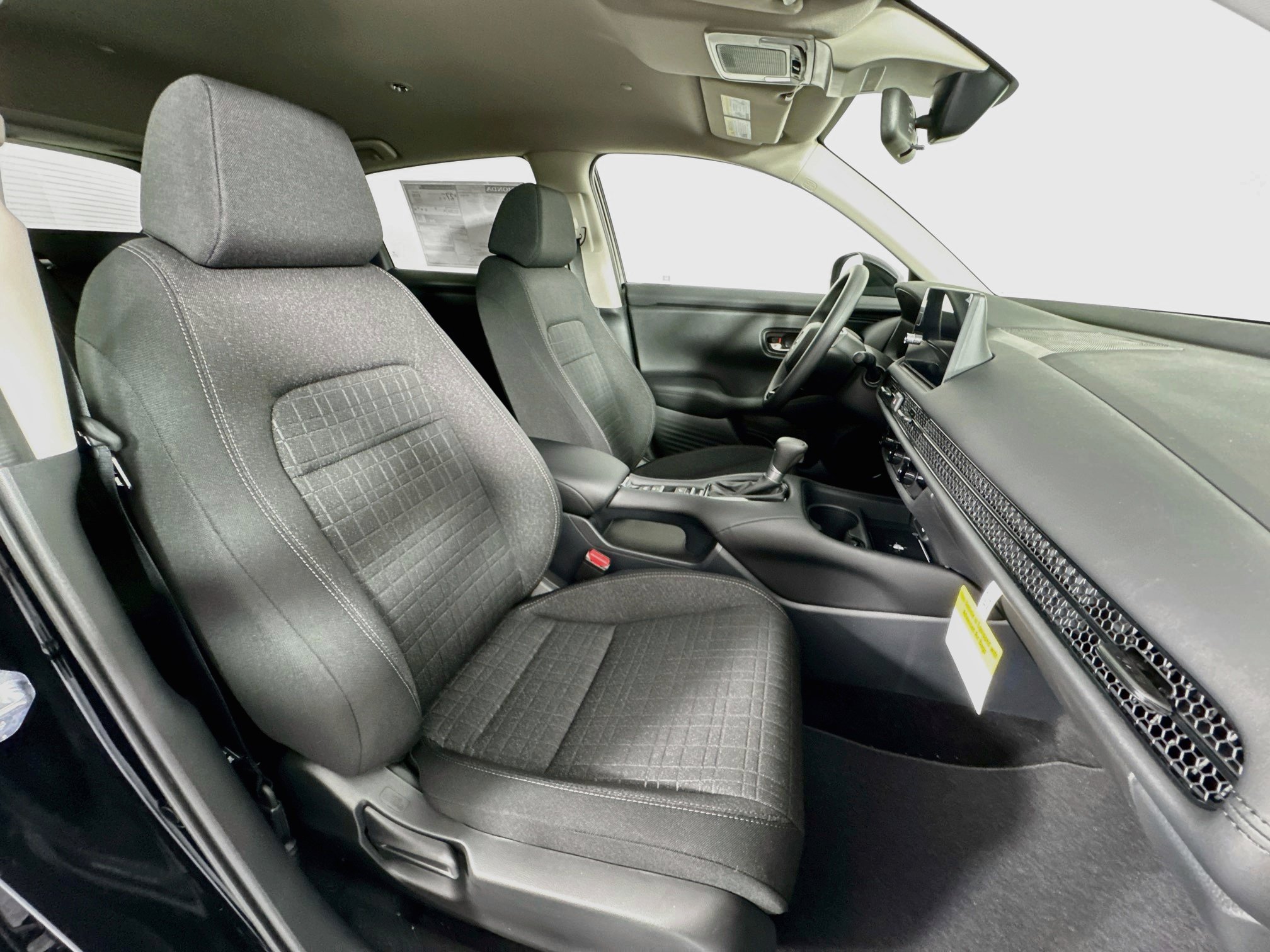 New 2027 Honda HR-V LX image 25