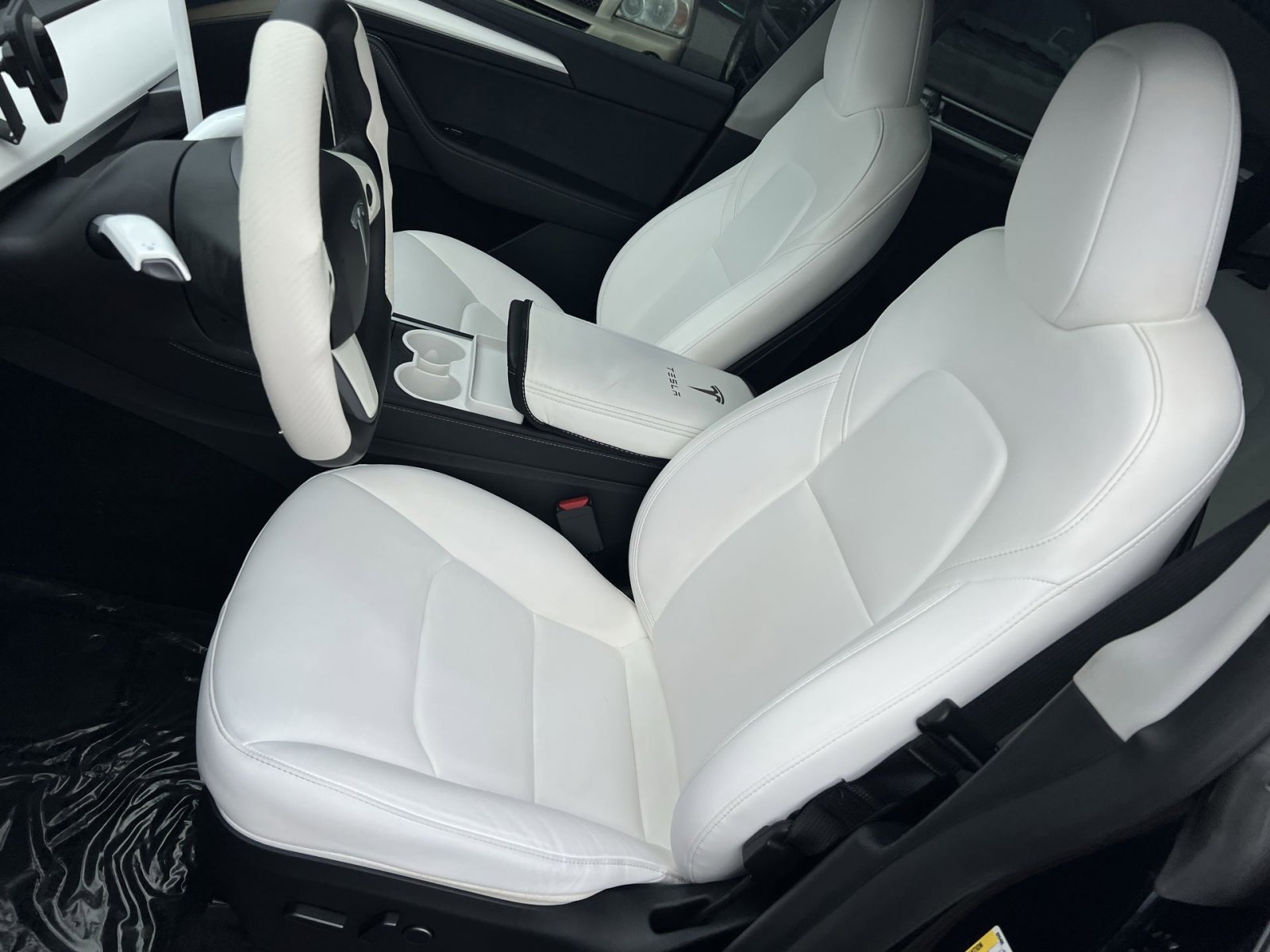 Used 2024 Tesla Model Y Performance image 13