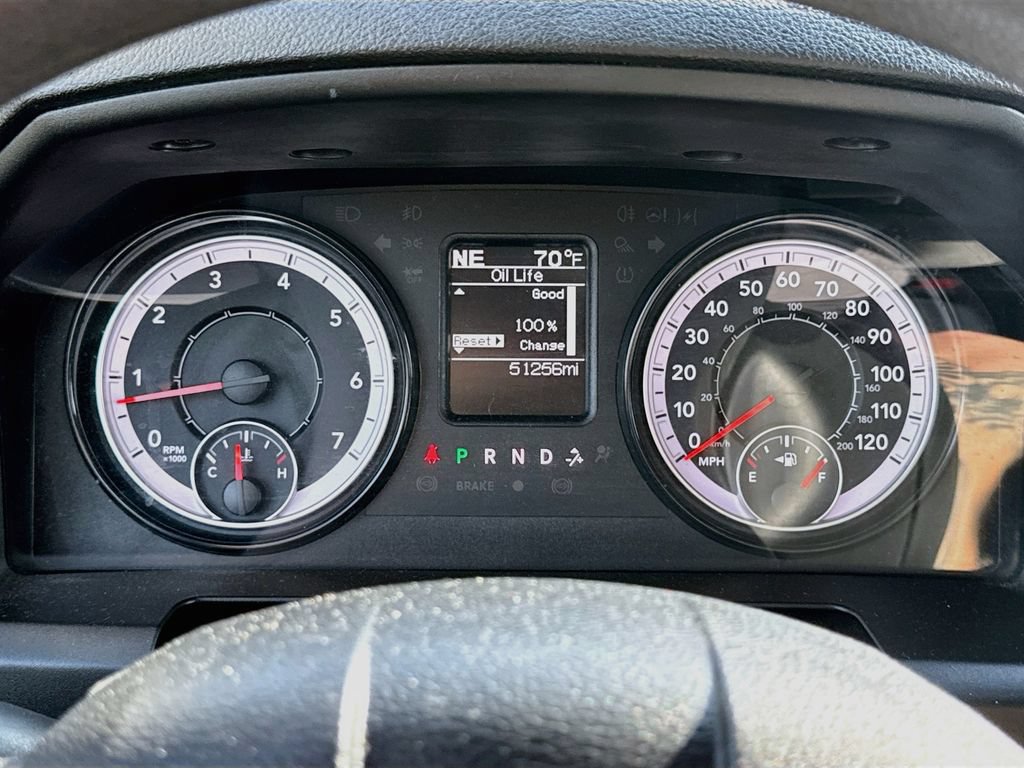 Used 2024 RAM 1500 Classic SLT AWD/4WD image 15