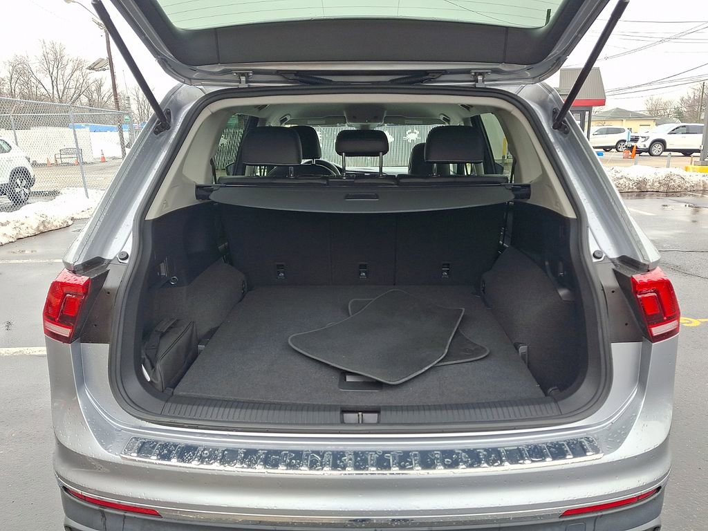 Certified 2022 Volkswagen Tiguan SE image 29