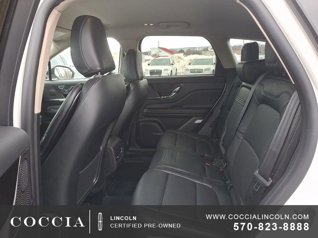 Used 2025 Lincoln Corsair AWD w/ Equipment Group 101A image 10