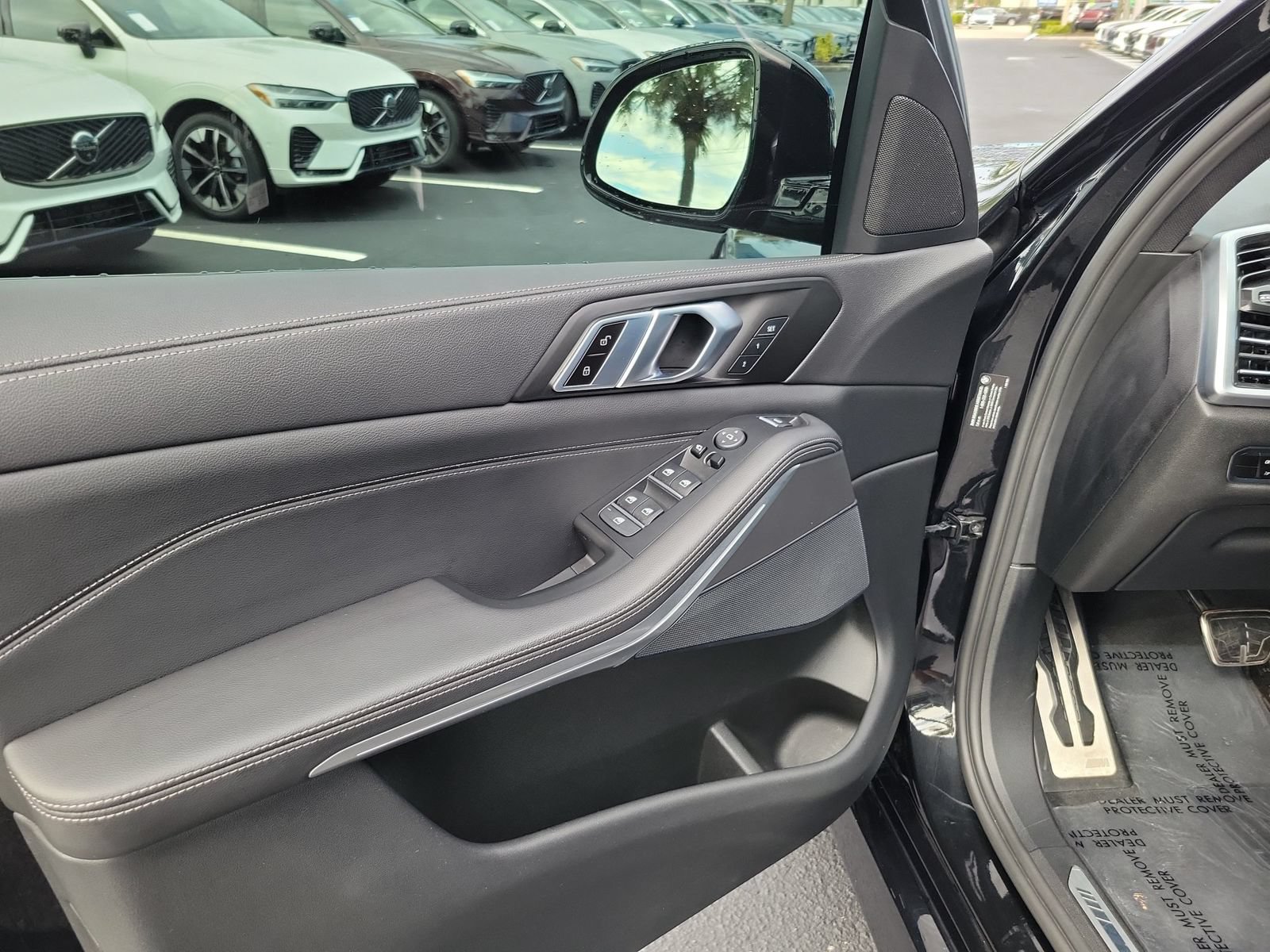 Used 2022 BMW X5 xDrive40i w/ M Sport Package AWD/4WD image 20