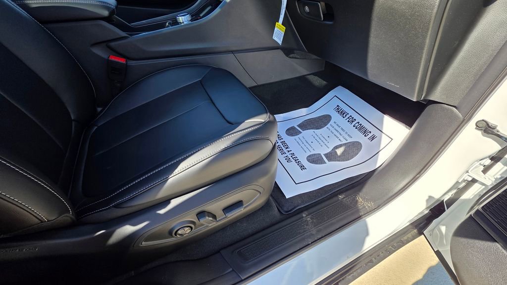 New 2025 Jeep Grand Cherokee Limited w/ Black Appearance Package image 14