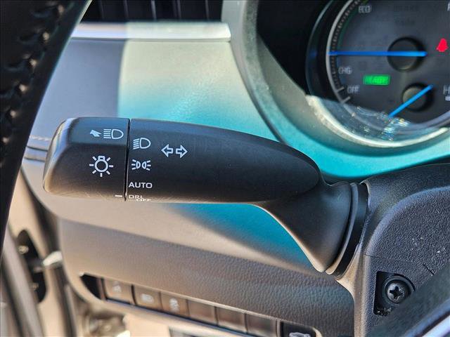 Used 2023 Toyota Venza LE AWD/4WD image 15