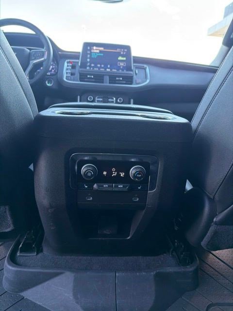 Used 2024 Chevrolet Tahoe LT w/ Luxury Package AWD/4WD image 18