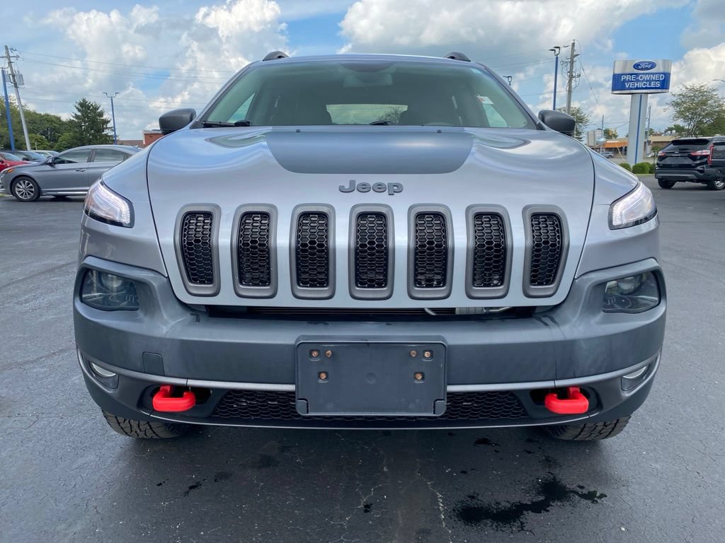 Used 2018 Jeep Cherokee Trailhawk AWD/4WD image 8