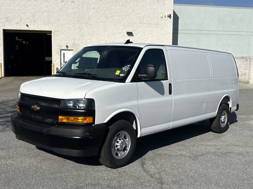 New 2025 Chevrolet Express 3500 Extended w/ Driver Convenience Package RWD image 5