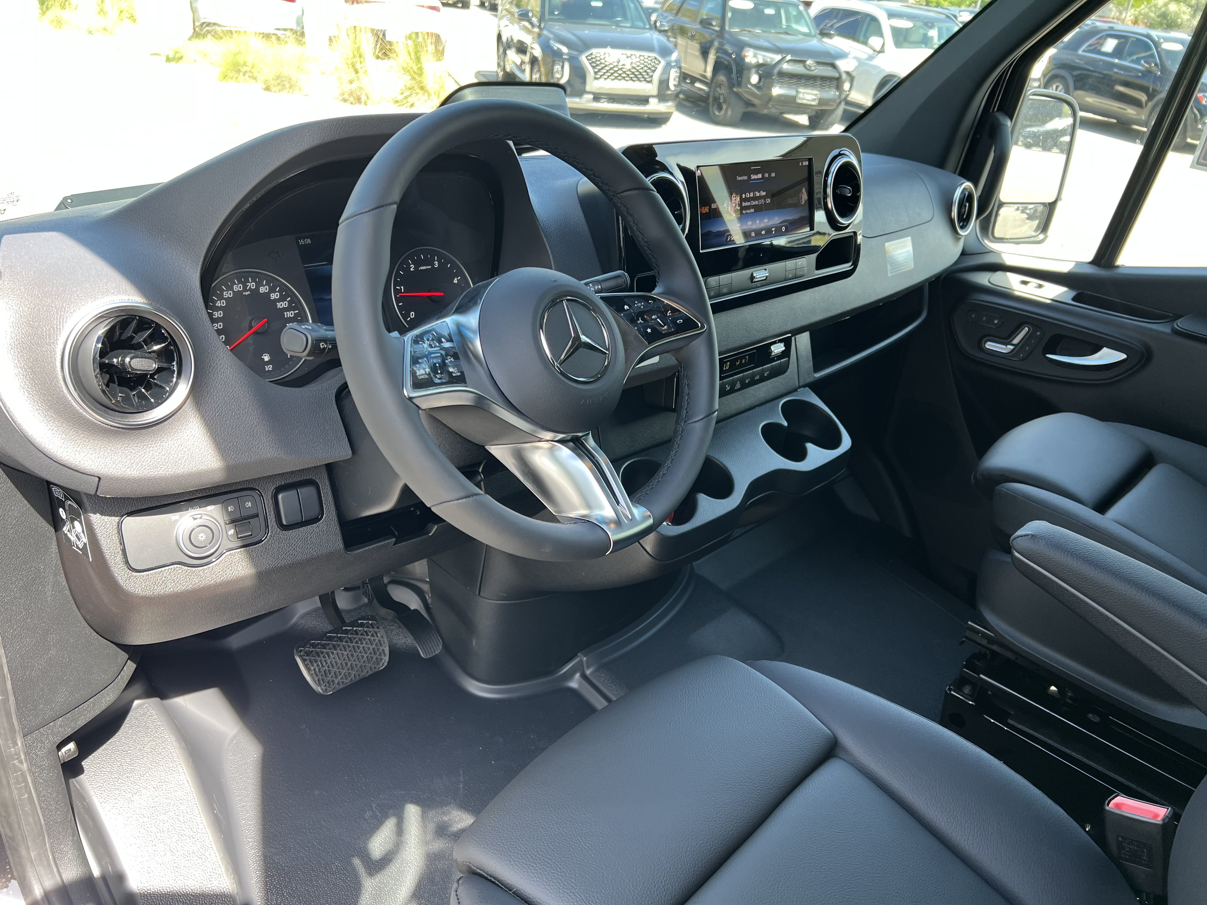New 2026 Mercedes-Benz Sprinter 2500 image 4