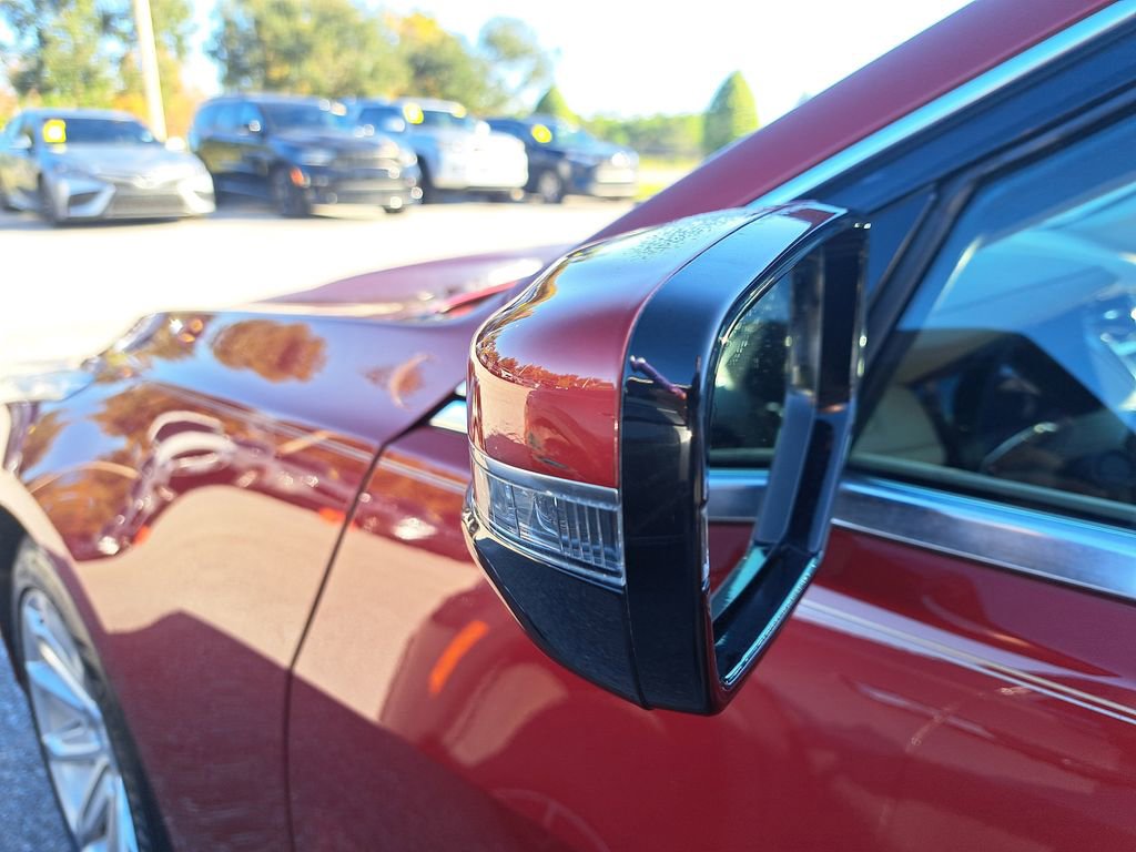 Used 2015 Cadillac CTS Luxury image 3