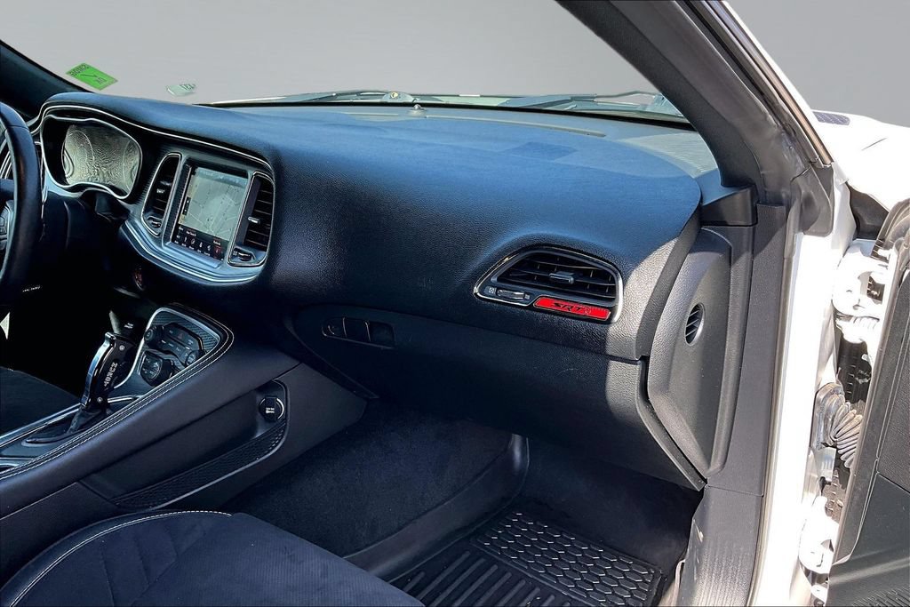 Used 2018 Dodge Challenger SRT Hellcat RWD image 17
