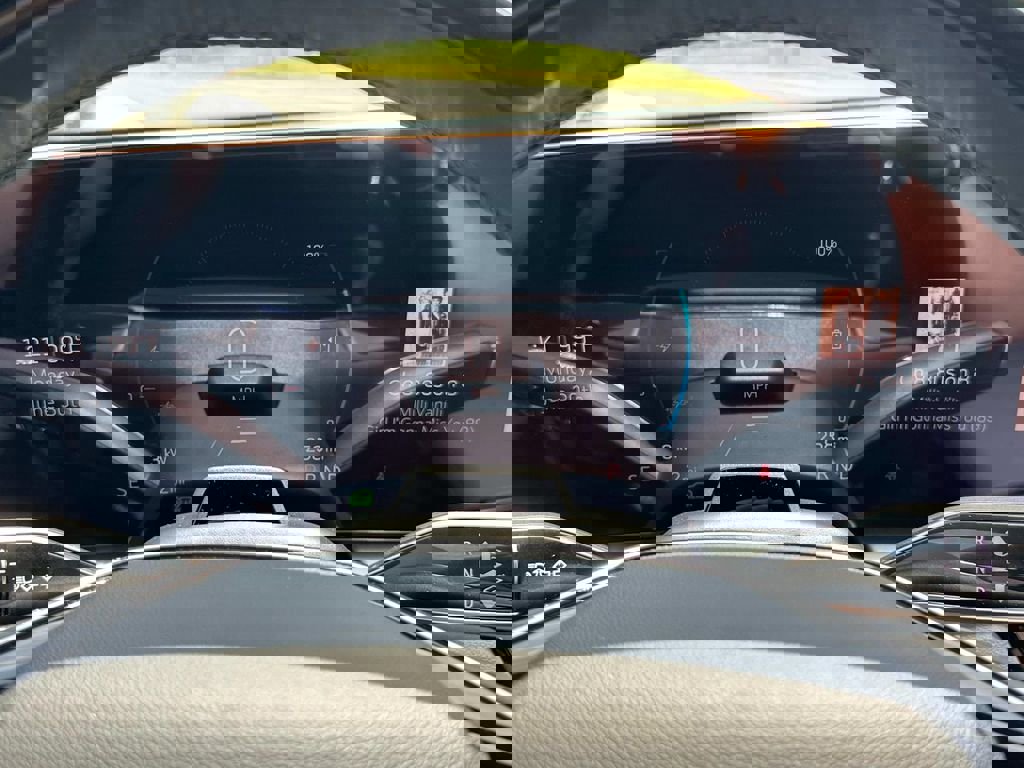 New 2025 Cadillac Lyriq Sport w/ LPO, Floor Liner Package image 17