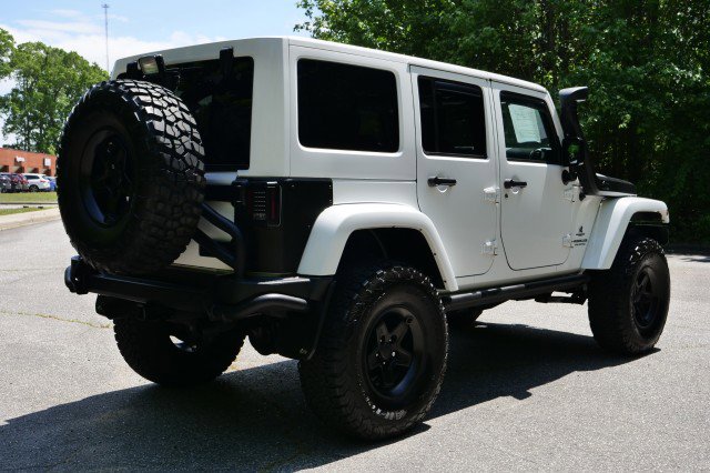 Used 2016 Jeep Wrangler Unlimited Rubicon AWD/4WD image 30