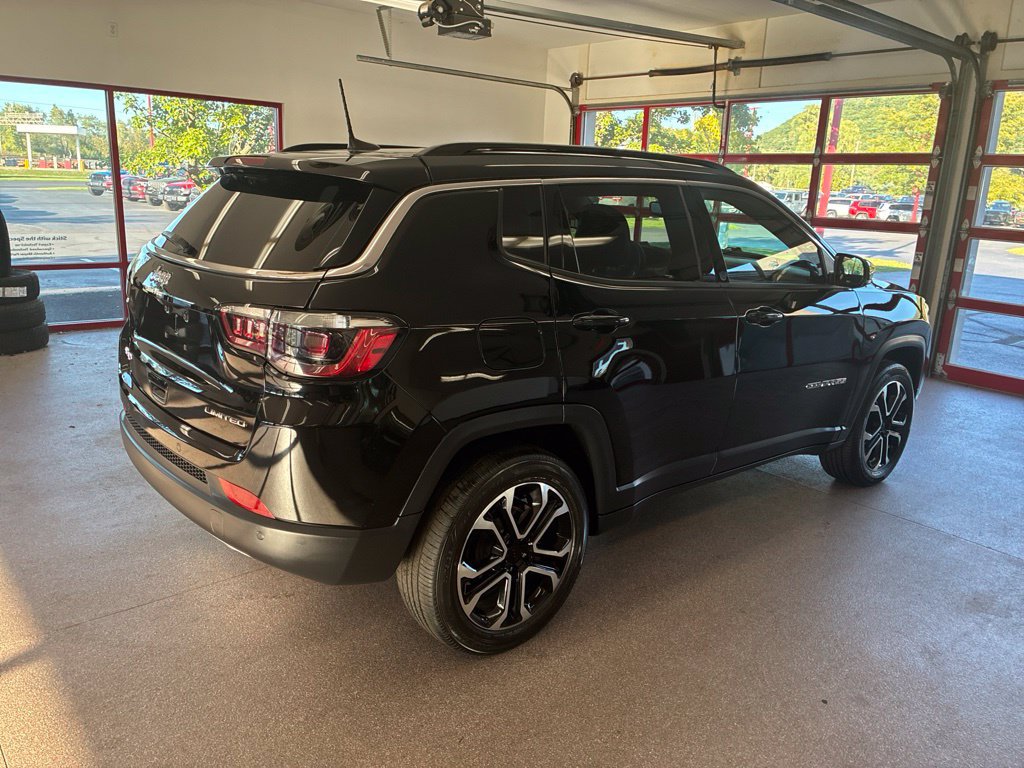 Certified 2023 Jeep Compass Limited AWD/4WD image 25