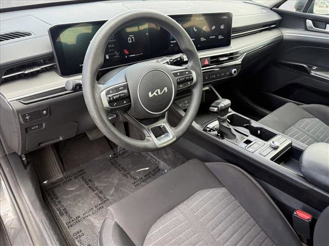 Used 2025 Kia K5 LXS image 12