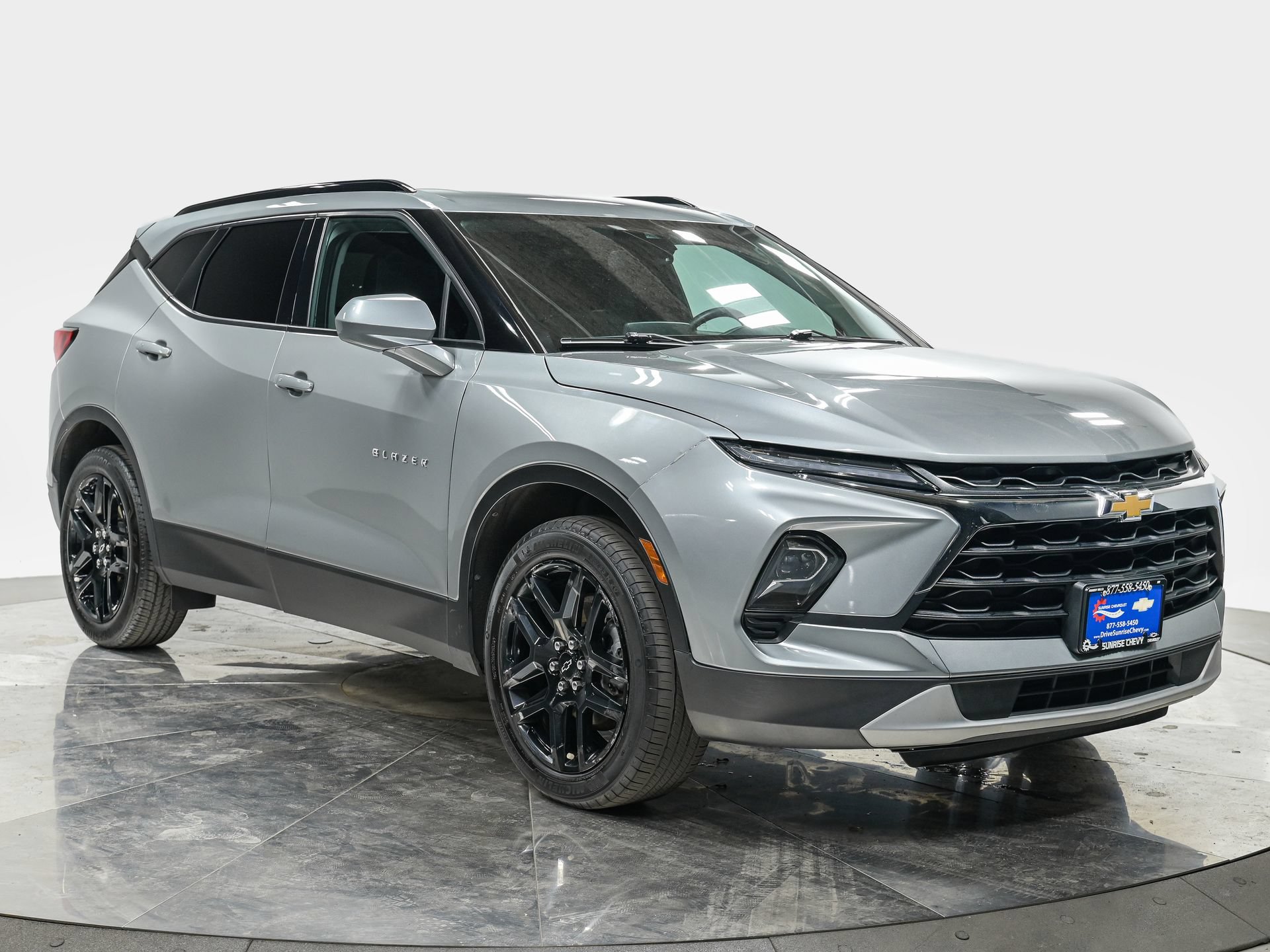 Used 2024 Chevrolet Blazer LT w/ Convenience Package AWD/4WD image 9
