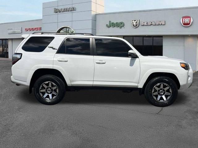 Used 2021 Toyota 4Runner TRD Off-Road Premium w/ Moonroof Package AWD/4WD image 8