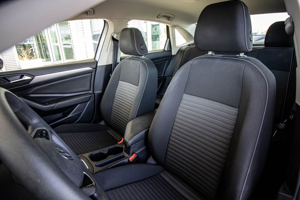 Used 2022 Volkswagen Jetta S FWD image 21