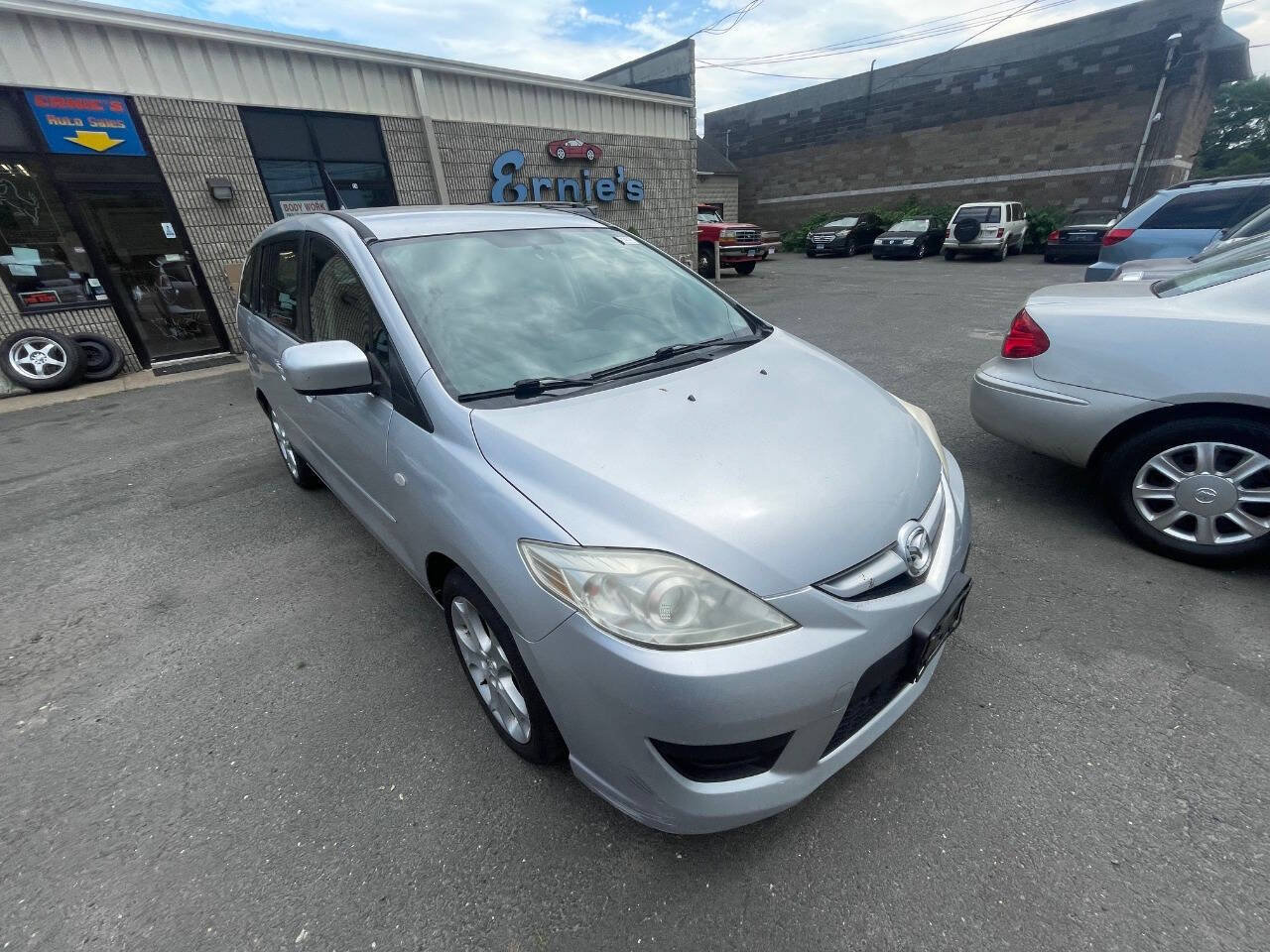 Used 2009 MAZDA MAZDA5 Sport FWD image 1