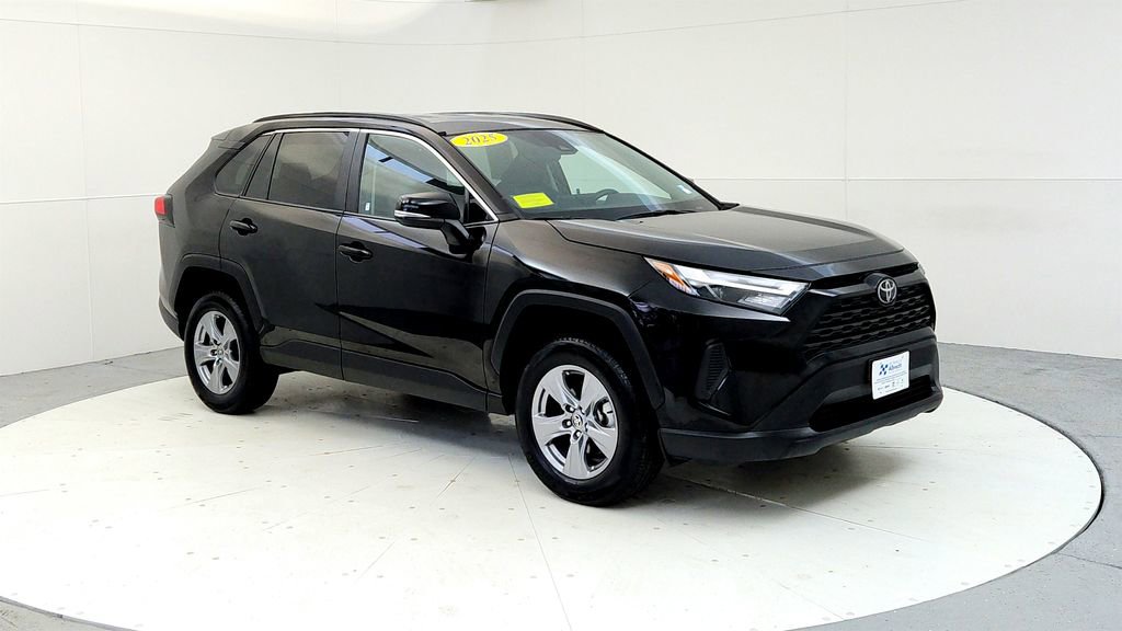 Certified 2025 Toyota RAV4 XLE AWD/4WD image 7