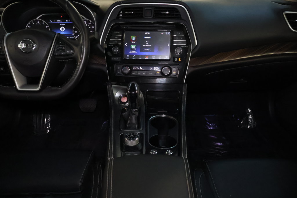 Used 2017 Nissan Maxima Platinum w/ Interior Lighting Package FWD image 19