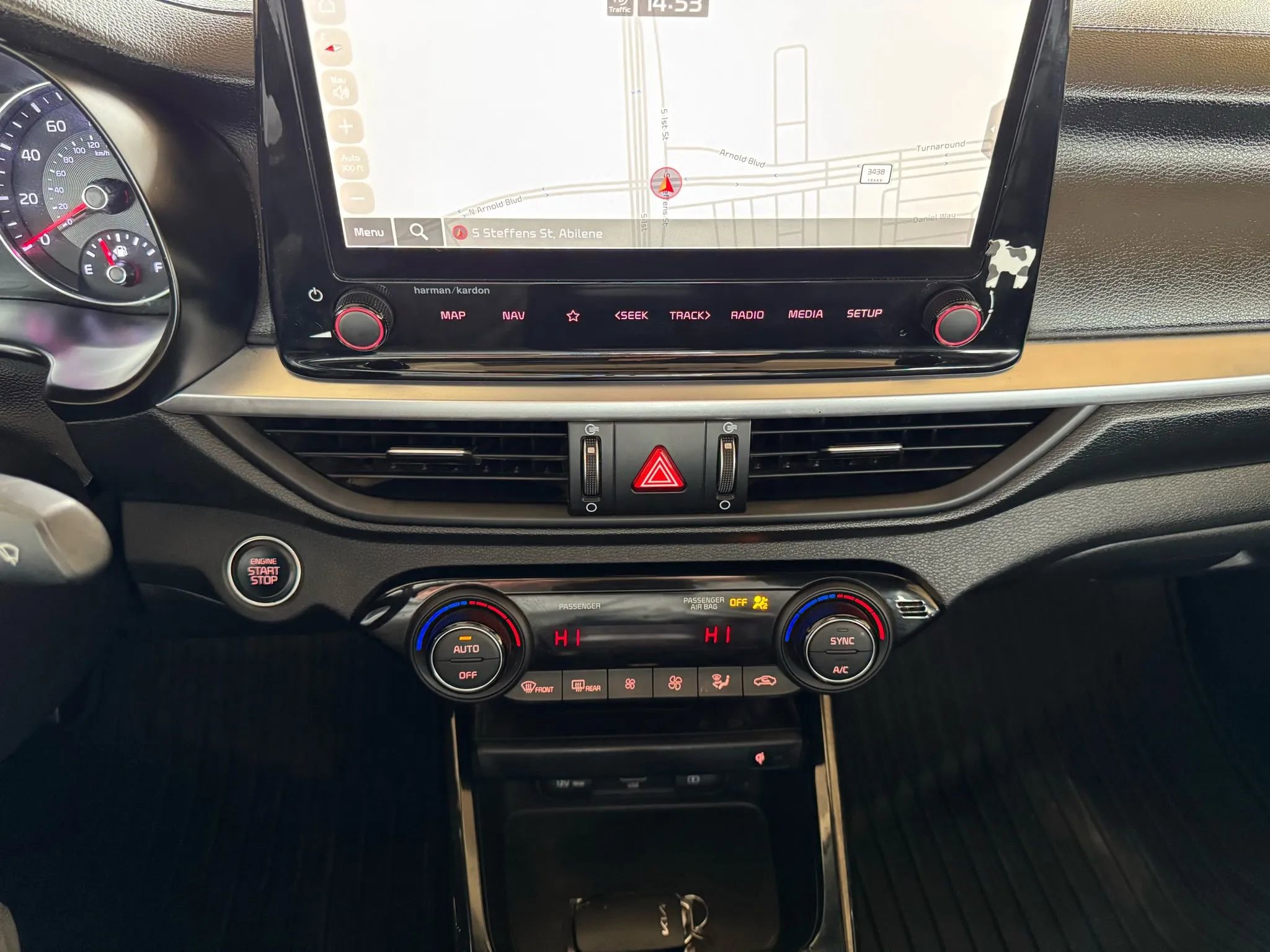 Used 2023 Kia Forte GT image 9