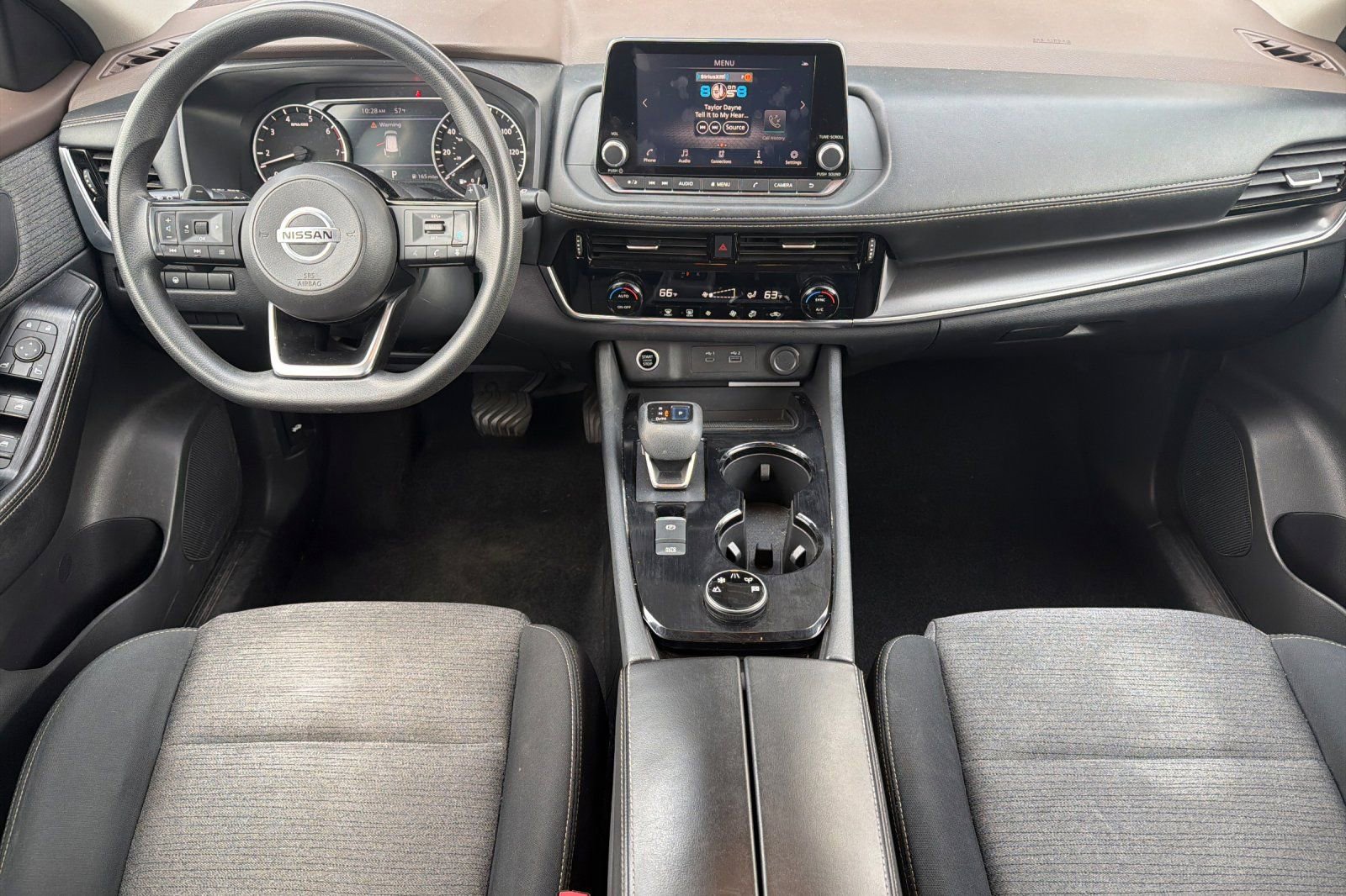 Used 2021 Nissan Rogue SV image 12