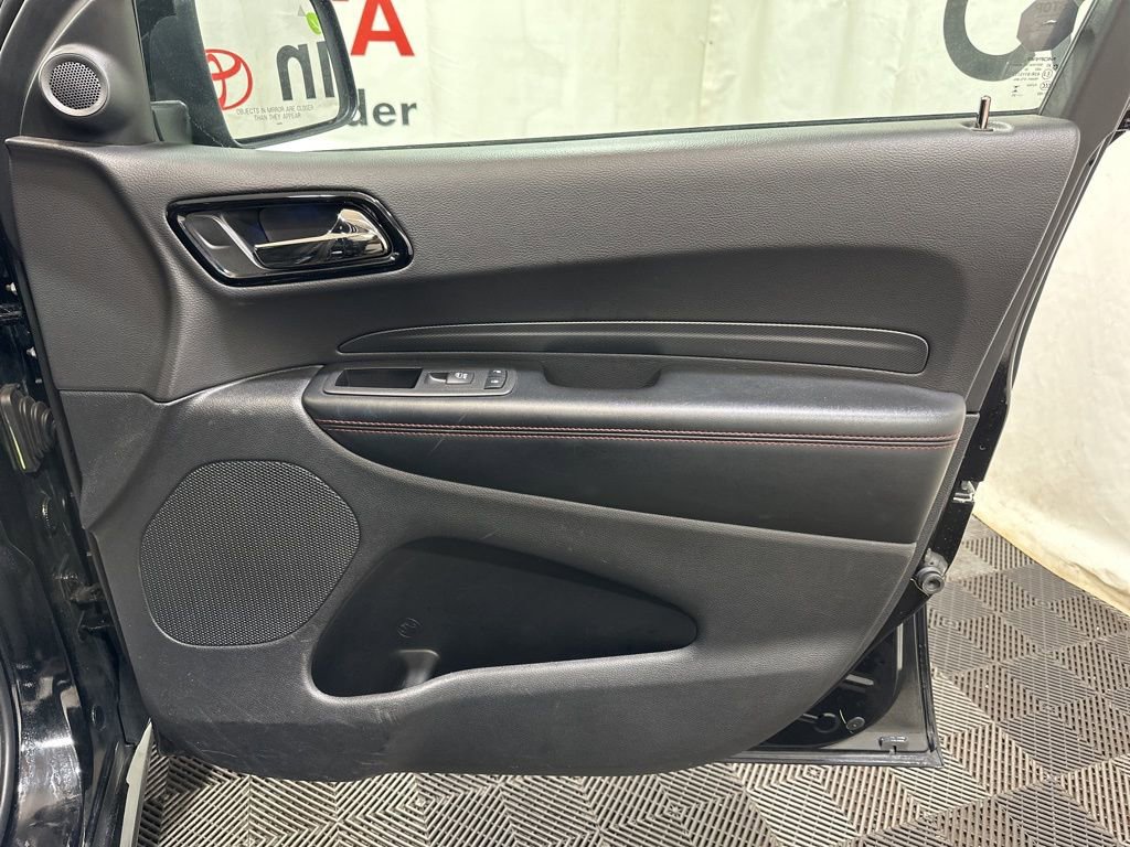 Used 2025 Dodge Durango GT image 11