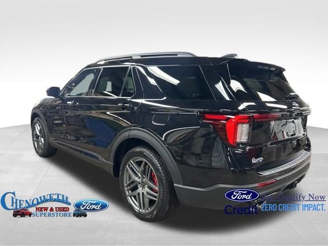 New 2026 Ford Explorer ST image 3