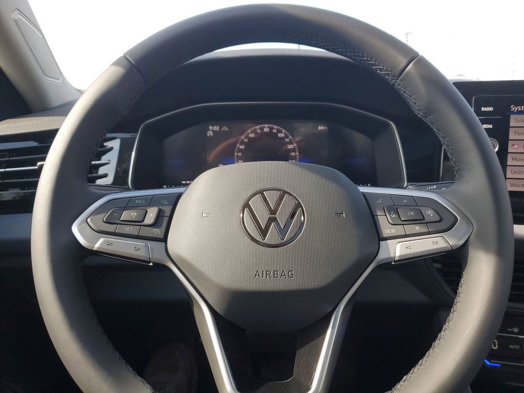 New 2026 Volkswagen Jetta SE FWD image 24