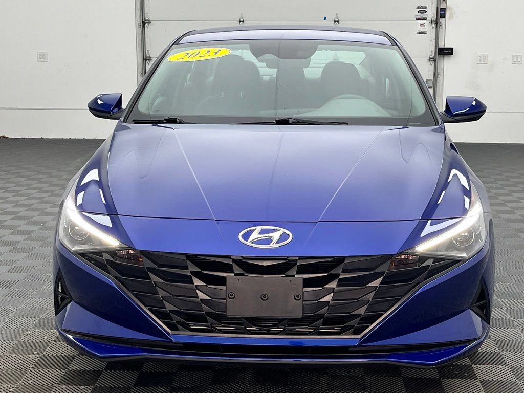 Used 2023 Hyundai Elantra SE FWD image 13