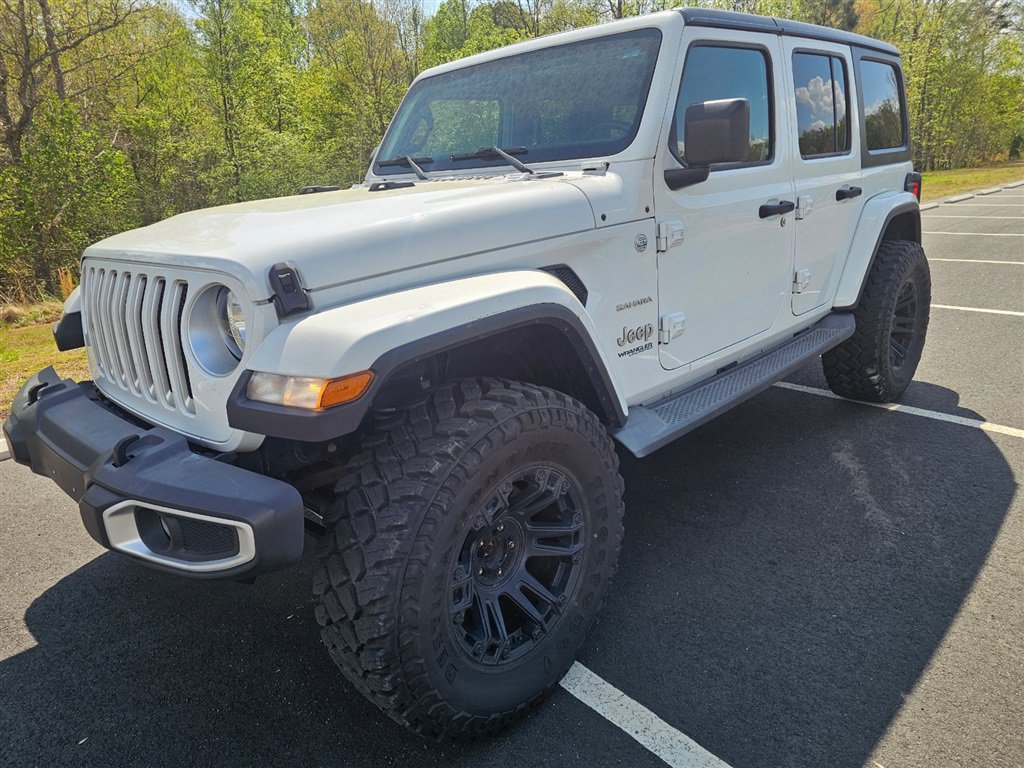Used 2019 Jeep Wrangler Unlimited Sahara AWD/4WD image 1