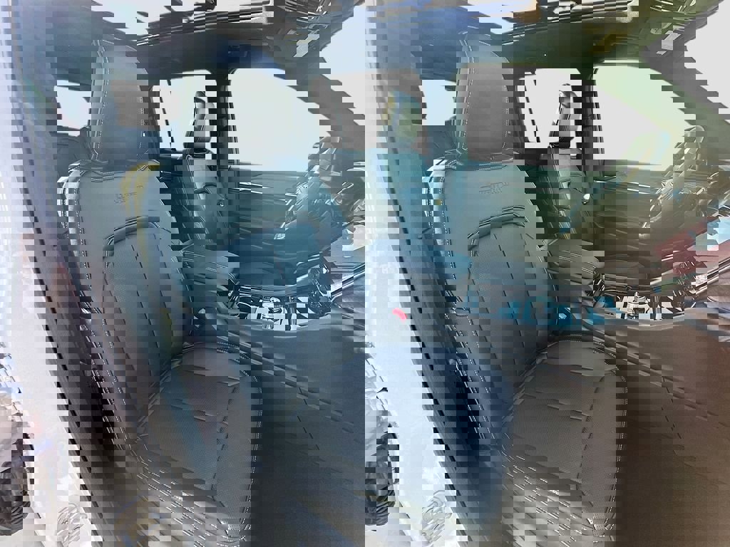 New 2025 Jeep Grand Cherokee Overland w/ Trailer Tow Package image 36