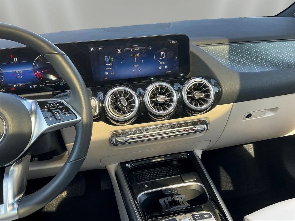 Used 2026 Mercedes-Benz GLA 250 image 11