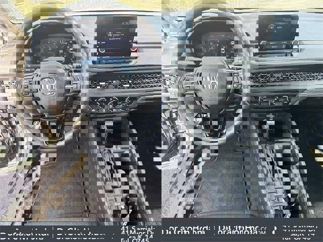 Certified 2025 Honda Accord SE image 17