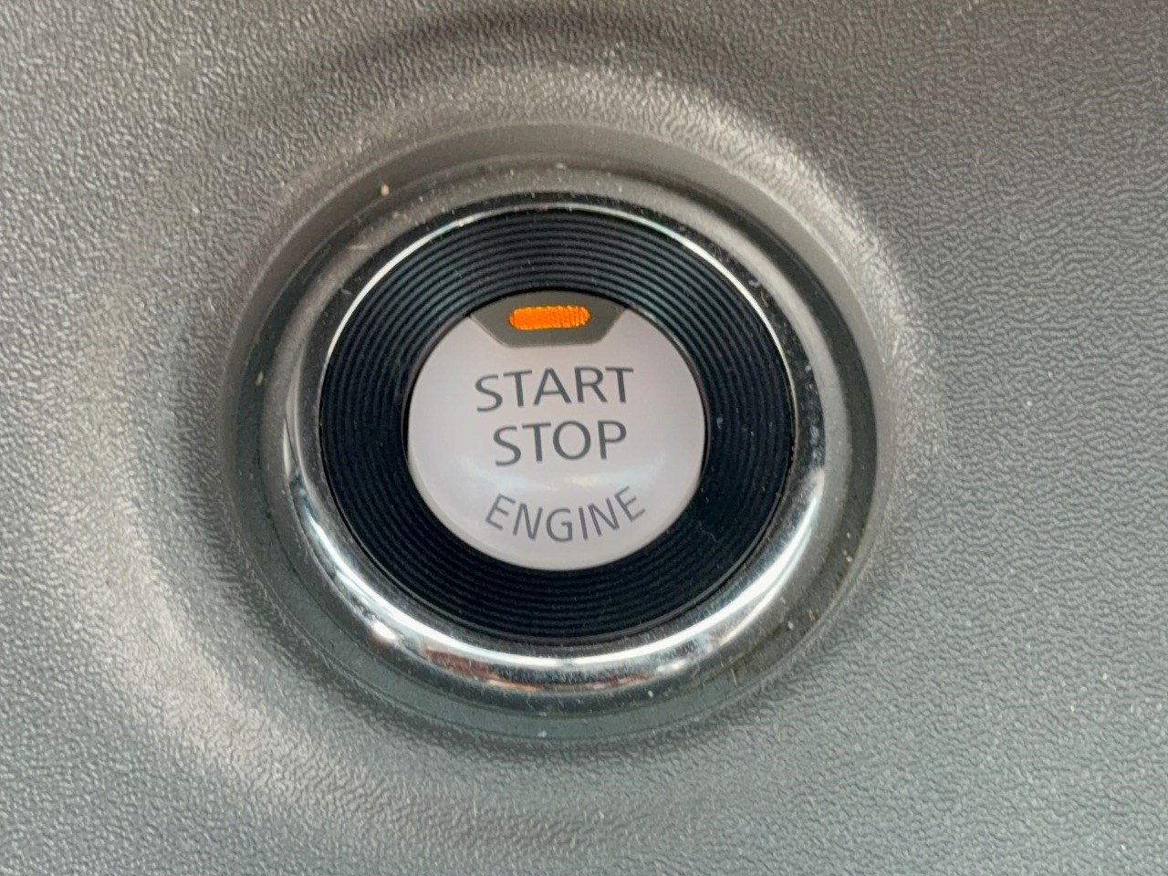 Used 2020 Nissan Frontier SV RWD image 20