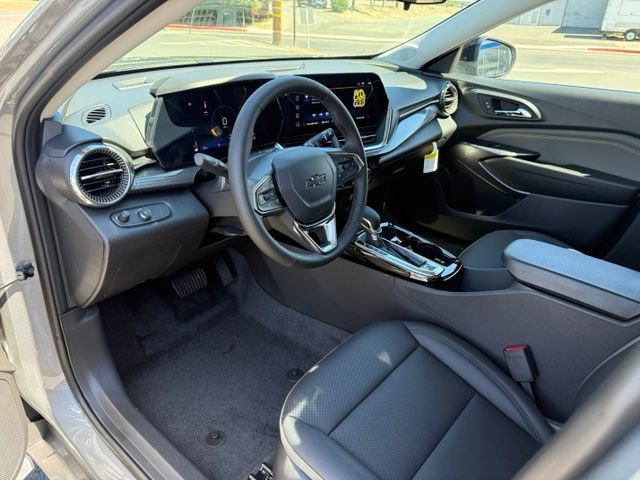 New 2026 Chevrolet Trax ACTIV w/ Sunroof Package FWD image 9