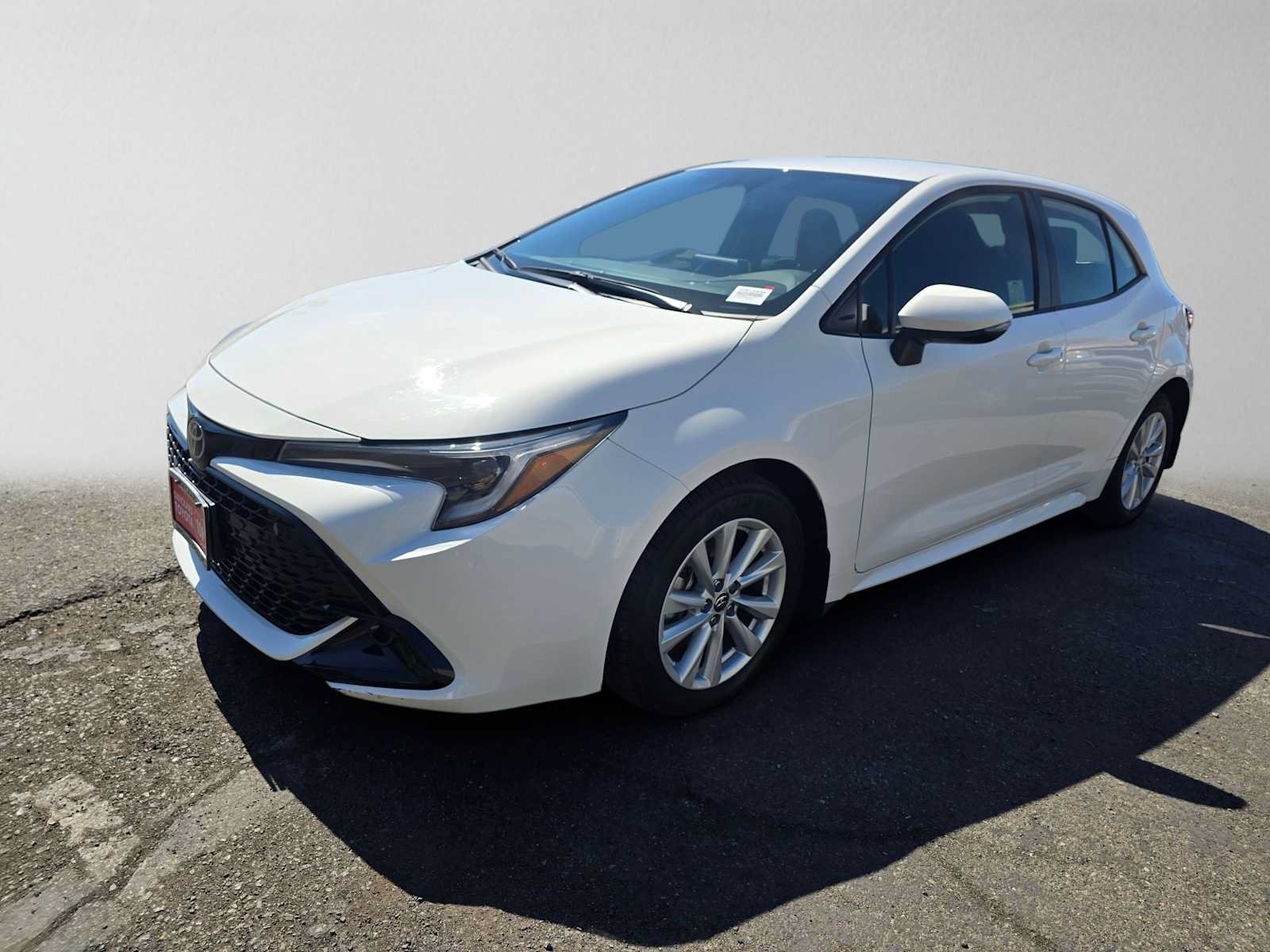 Used 2025 Toyota Corolla SE FWD image 7