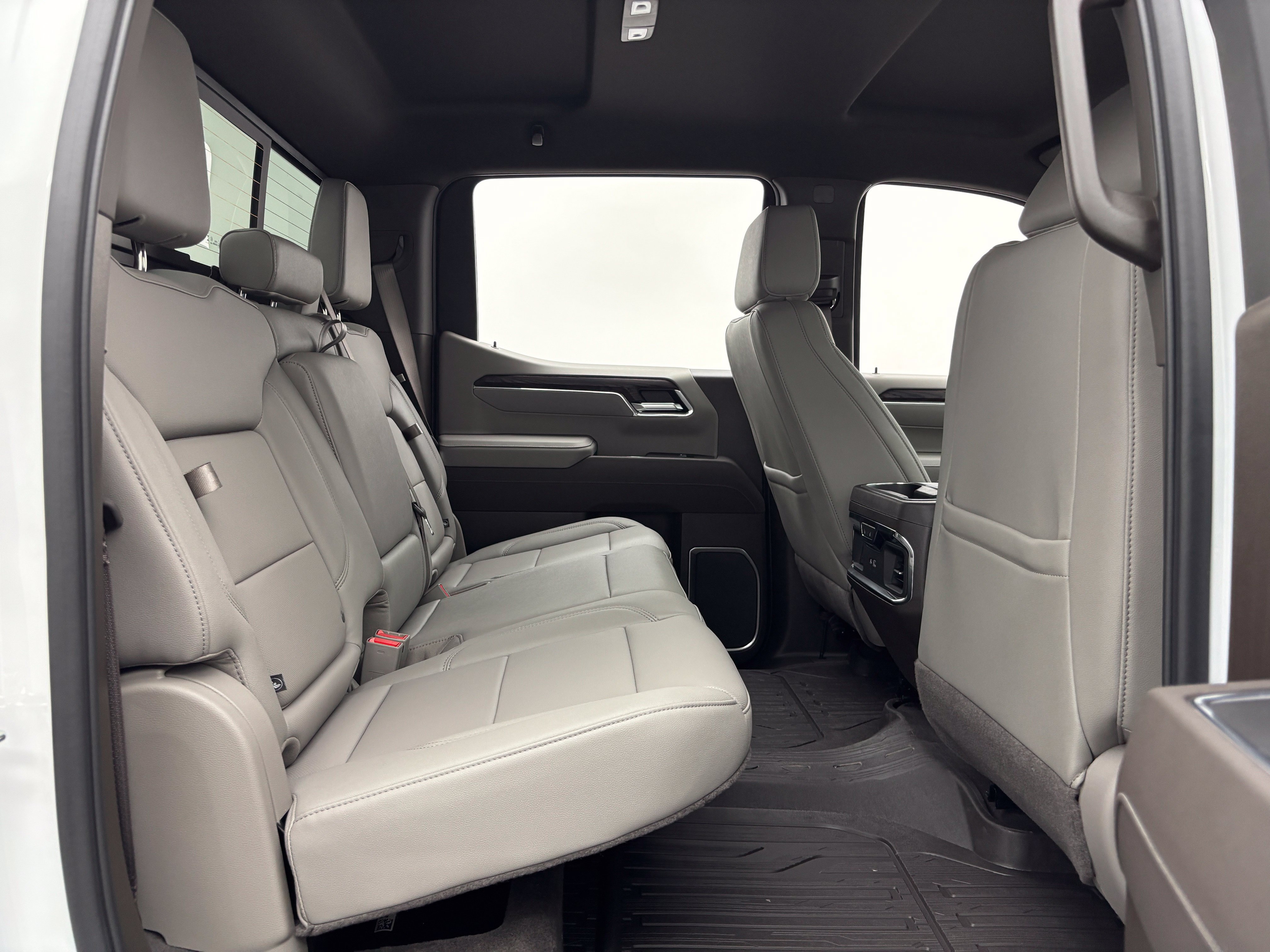 New 2026 GMC Sierra 1500 SLT w/ SLT Premium Package AWD/4WD image 35