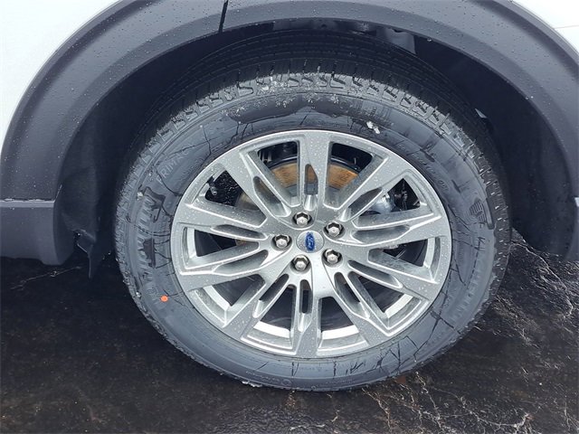 New 2026 Ford Explorer Active w/ Active Comfort Package image 28
