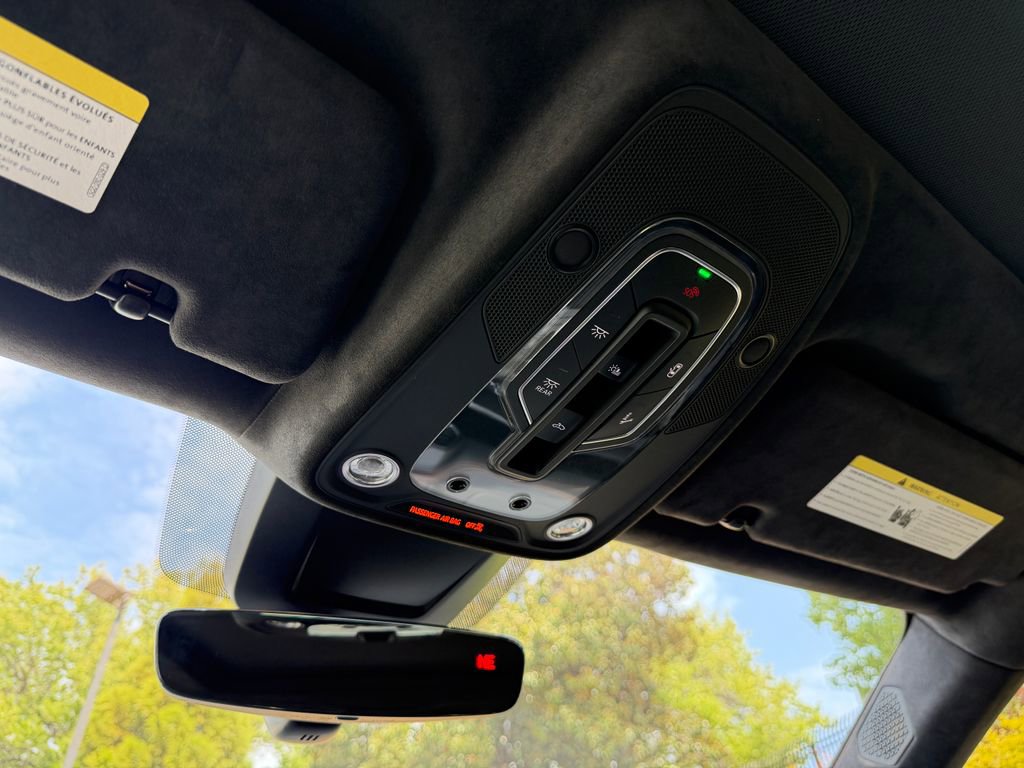 Used 2023 Lamborghini Urus S image 32