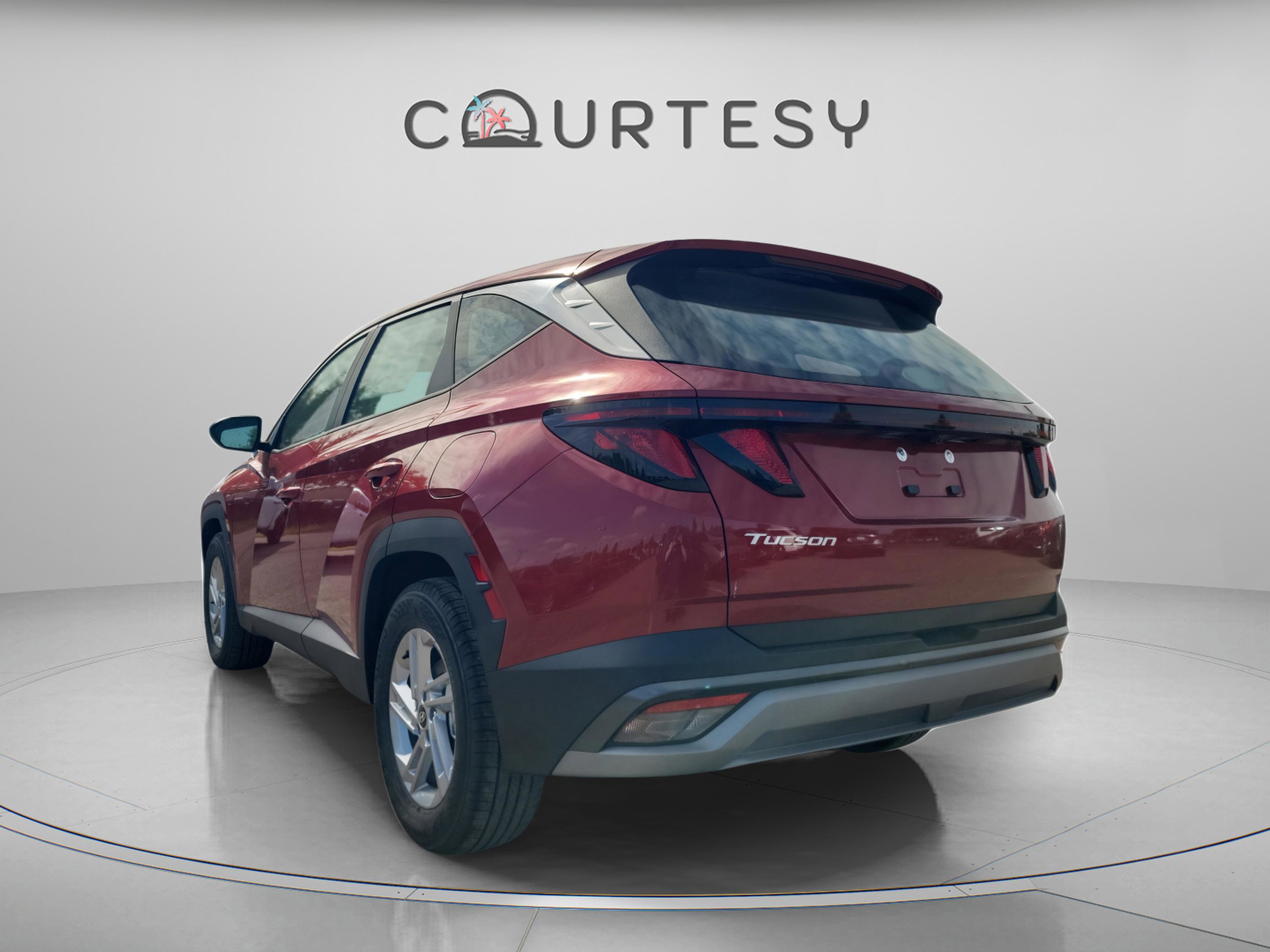 New 2026 Hyundai Tucson SE image 3