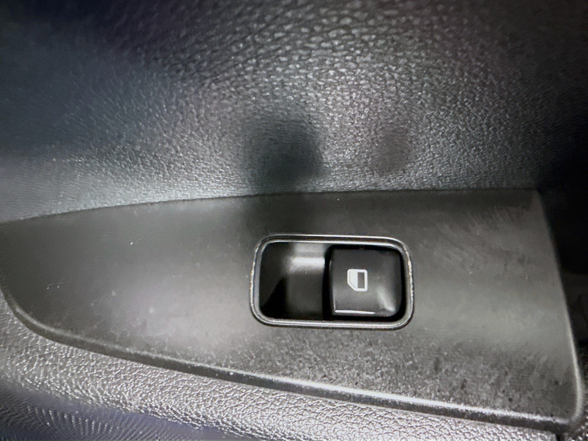 Used 2023 Kia Forte LXS FWD image 30