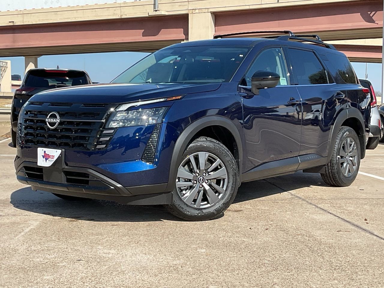 New 2026 Nissan Pathfinder SV image 2