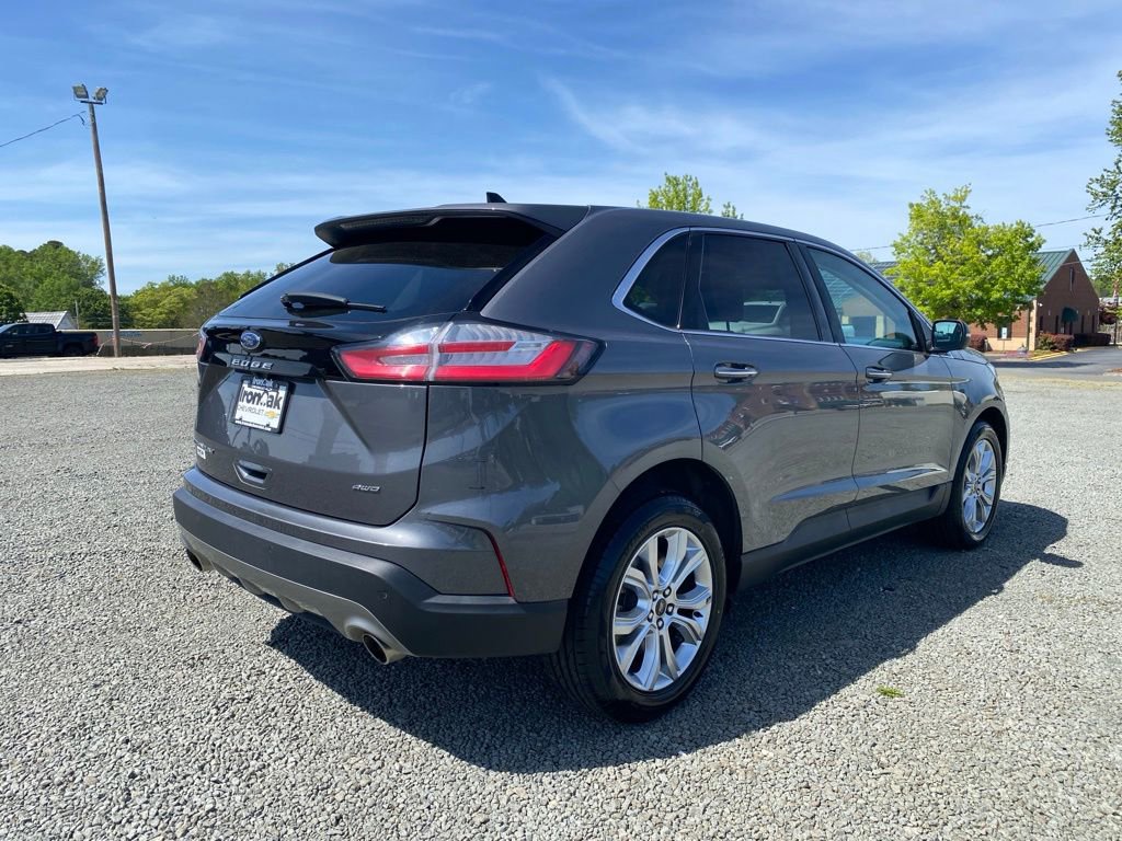 Used 2024 Ford Edge Titanium AWD/4WD image 3