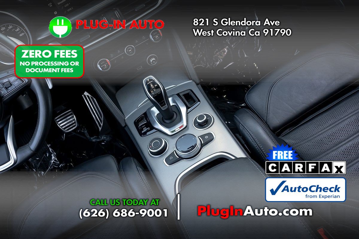Used 2022 Alfa Romeo Stelvio Veloce AWD/4WD image 17